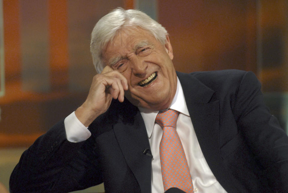 Broadcaster Michael Parkinson appearing on the BBC morning news and entertainment programme Breakfast,01/05/2007. Smile smiling laugh laughing (Photo by Jeff Overs/BBC News & Current Affairs via Getty Images)