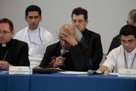 Roman Catholic Cardinal Leopoldo Brenes gestures during a national dialogue in Managua, Nicaragua June 16, 2018.REUTERS/Jorge Cabrera