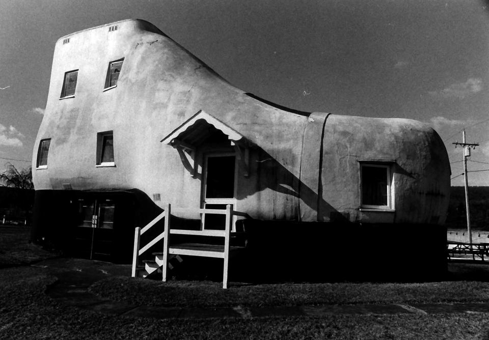  The Haines Shoe House was in need of preservation in 1986. 