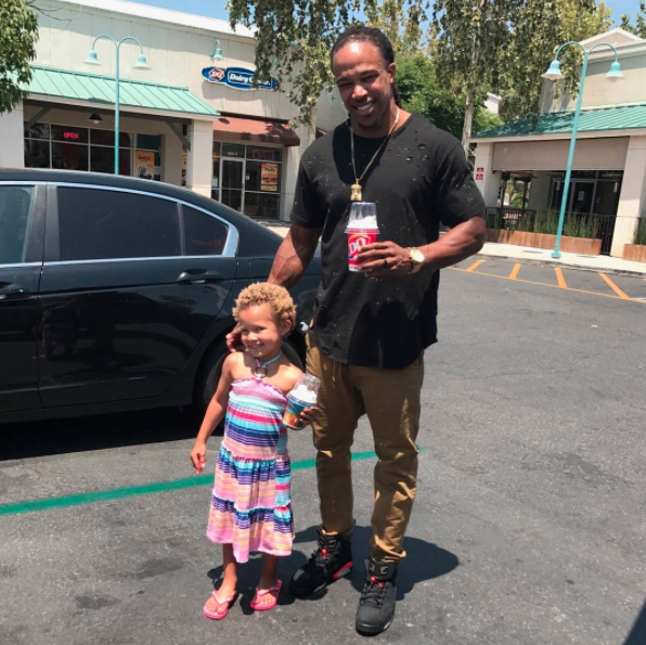 Crossfit is her daddy-daughter time. Photo: Instagram