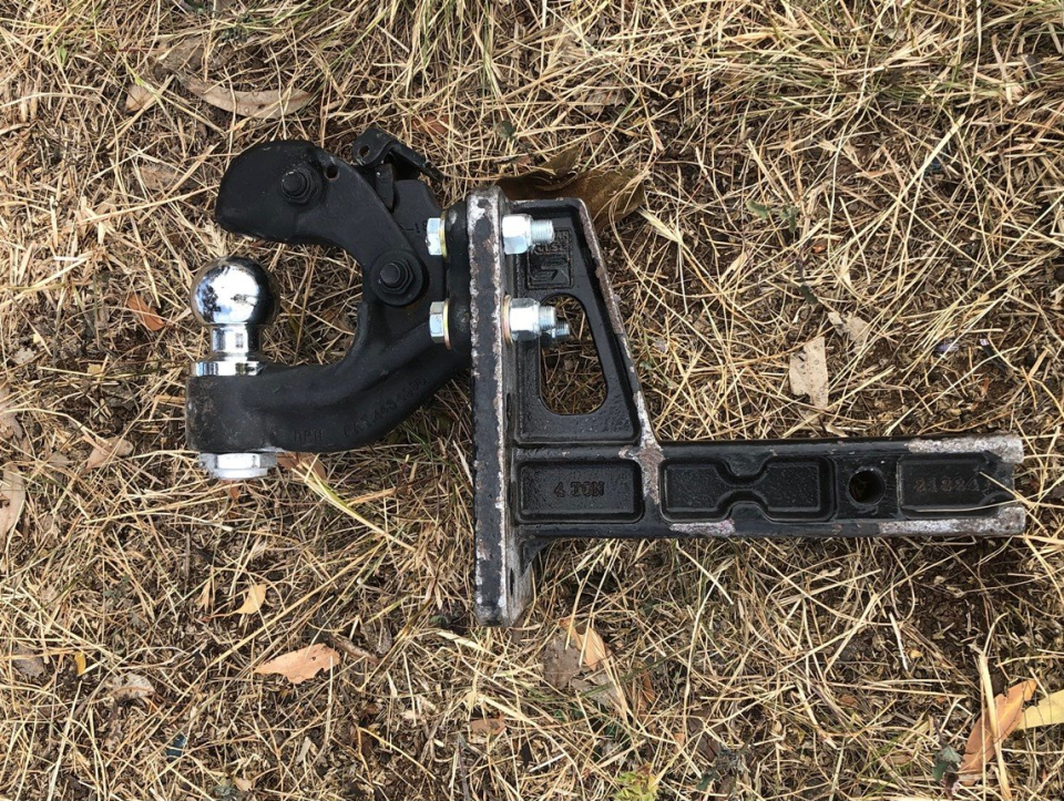 Image of the pintle hook responsible for crash that caused Victorian mum's death on Friday.