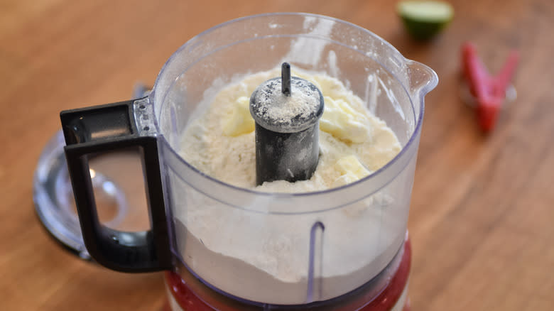 cannoli ingredients in food processor