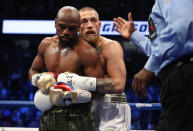 <p>The Most Brutal Photos From The Mayweather-McGregor Fight </p>