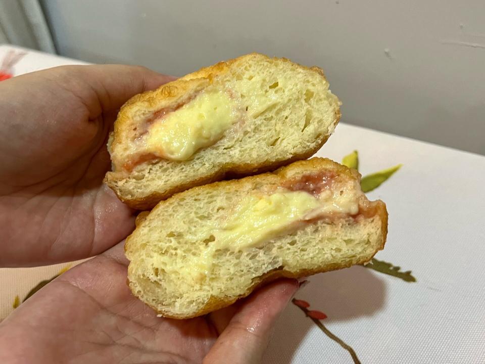 Basket Break Bakehouse - Pink Guava Vanilla Sourdonut