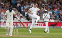 Cricket - England vs South Africa - Second Test - Nottingham, Britain - July 15, 2017 South Africa's Chris Morris celebrates the wicket of England's Mark Wood Action Images via Reuters/Carl Recine