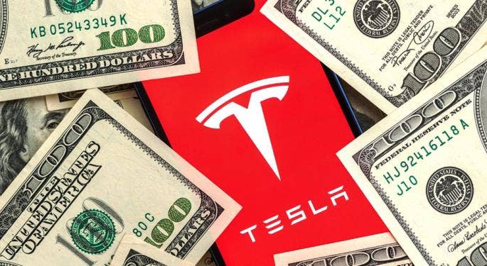 Cosa aspettarsi dal report sugli utili di Tesla