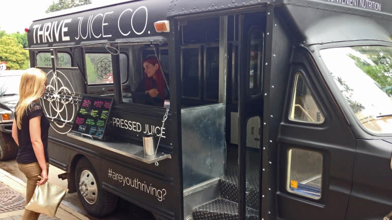 Saskatoon looks to loosen rules on food trucks