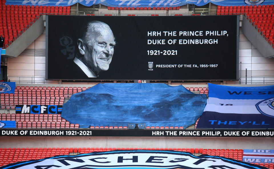 Sports stadiums fall silent in tribute