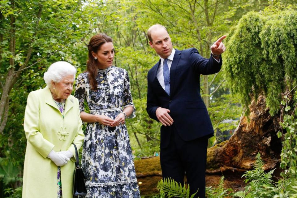 Queen Elizabeth Tours Replica Supermarket from 1869