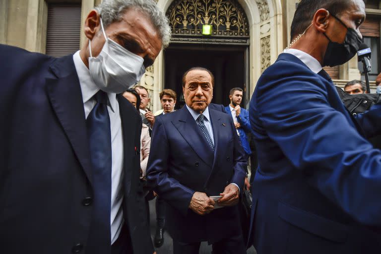 Silvio Berlusconi fue absuelto de cargos de corrupción que pesaban en su contra y ahora apunta a volver al Ejecutivo italiano