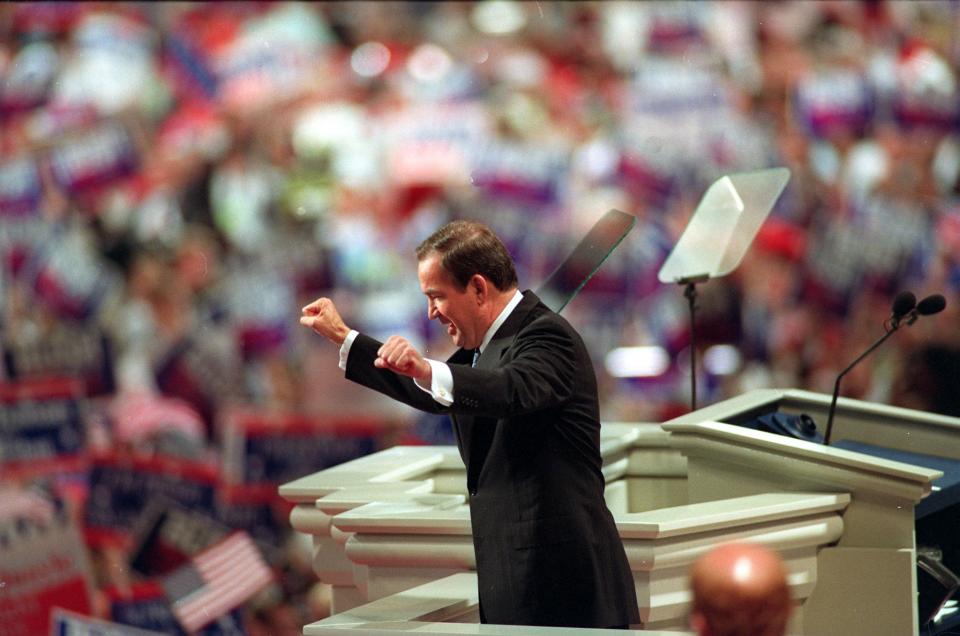 Pat Buchanan acknowledges the cheers from the crowd during the Republican National Convention in 1992. (Photo: Ron Edmonds/AP)