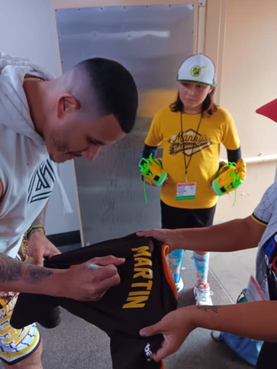 Manny Machado Wears Air Jordans Before San Diego Padres Playoff Game -  Sports Illustrated FanNation Kicks News, Analysis and More