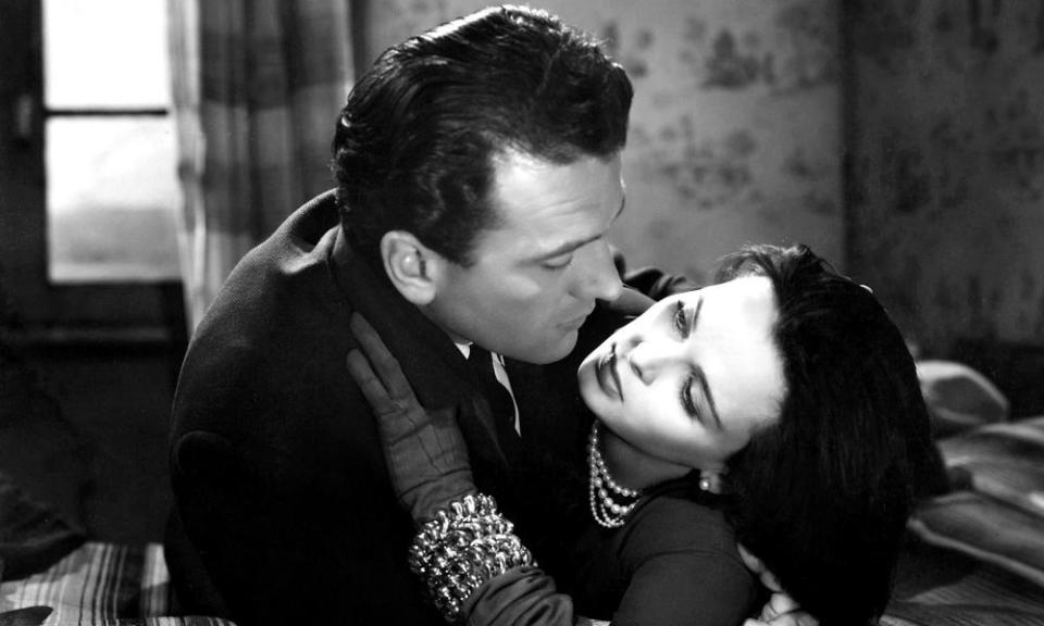 Massimo Girotti and Lucia Bose in Cronaca di un Amore.