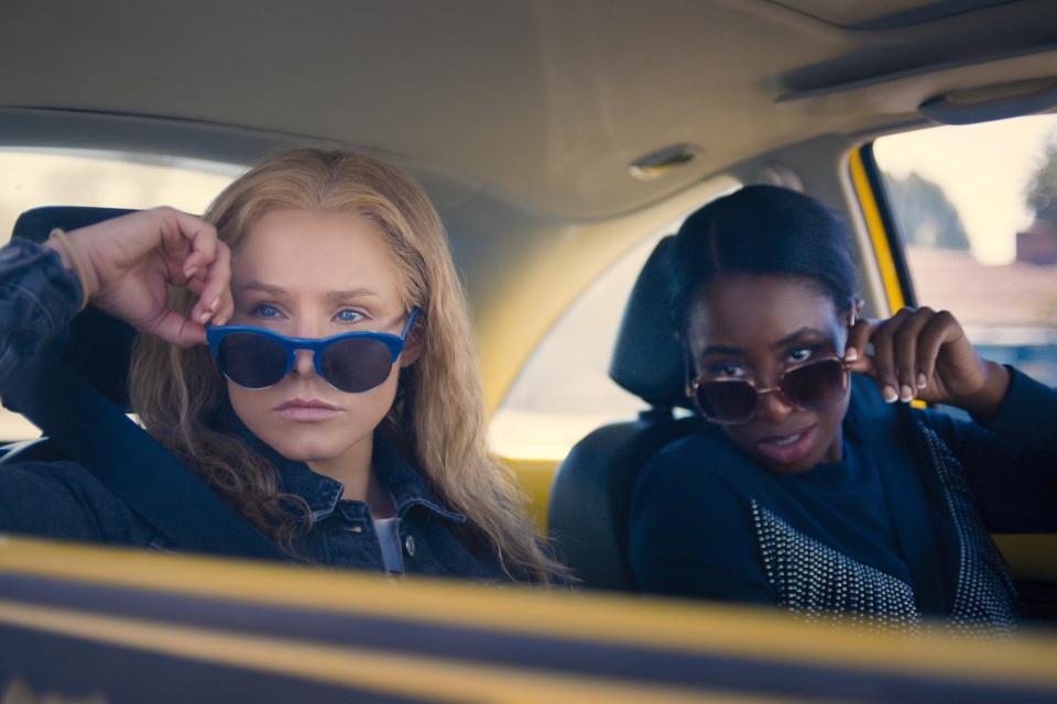 QUEENPINS, from left: Kristen Bell, Kirby Howell-Baptiste