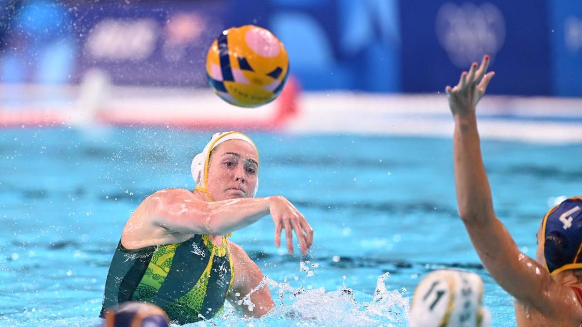 Stingers lose to Spain in women’s water polo