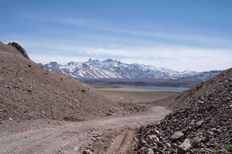 Para llegar a este tesoro turístico, hay que sortear un arduo y sorprendente trayecto de tierra por la ruta provincial 98