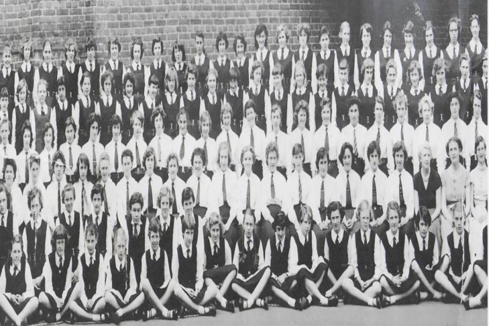 One section of the 1957 panoramic picture of pupils at the Central Girls’ School in Oxford