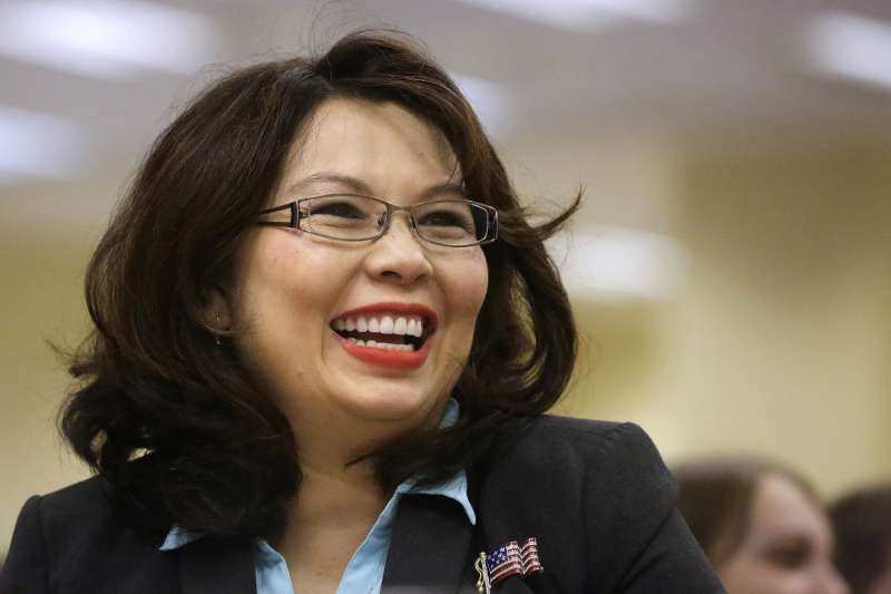 拜登內閣：美國國防部長人選之一的泰裔聯邦參議員達克沃斯（Tammy Duckworth）（資料照，AP）