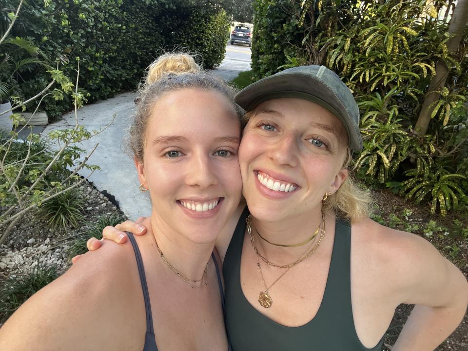 Emilia Epstein, right, with her younger sister Helena Epstein, left, in Miami Beach The younger Epstein posted a TikTok video of Tameka Rooks's motivational voice mail, which went viral. (Helena Epstein)