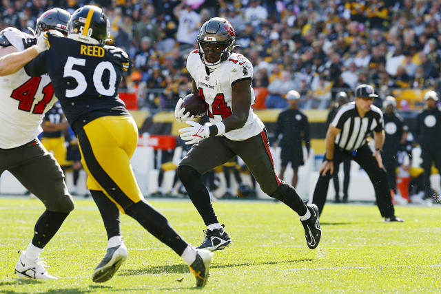 Buccaneers Lose to Steelers 20-18 in Week 6