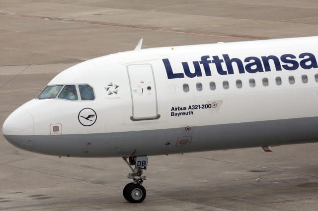 'I want to see Allah': Lufthansa passenger tries to open plane door