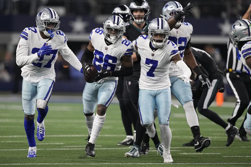 Dallas Cowboys cornerback DaRon Bland (26) looks like a worthy replacement for the injured Trevon Diggs (7) among a deep group of defensive backs. (AP Photo/Tony Gutierrez)