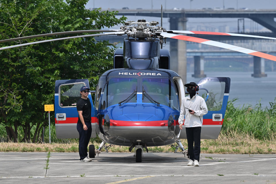 南韓一家航空新創公司最近推出「空中計程車」服務，從首爾江南區到機場聲稱只要20分鐘，比原本的舟車勞頓近2小時，足足省下100分鐘的旅行時間。（Photo by JUNG YEON-JE/AFP/Getty Images）