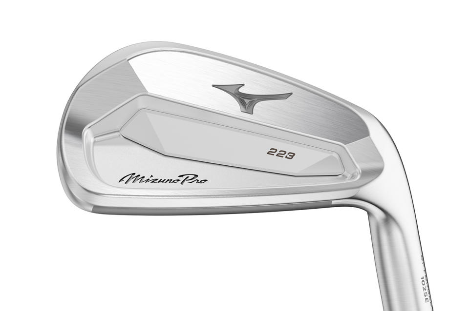 Mizuno Pro 223