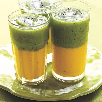 Green Tea-Kiwi and Mango Smoothie