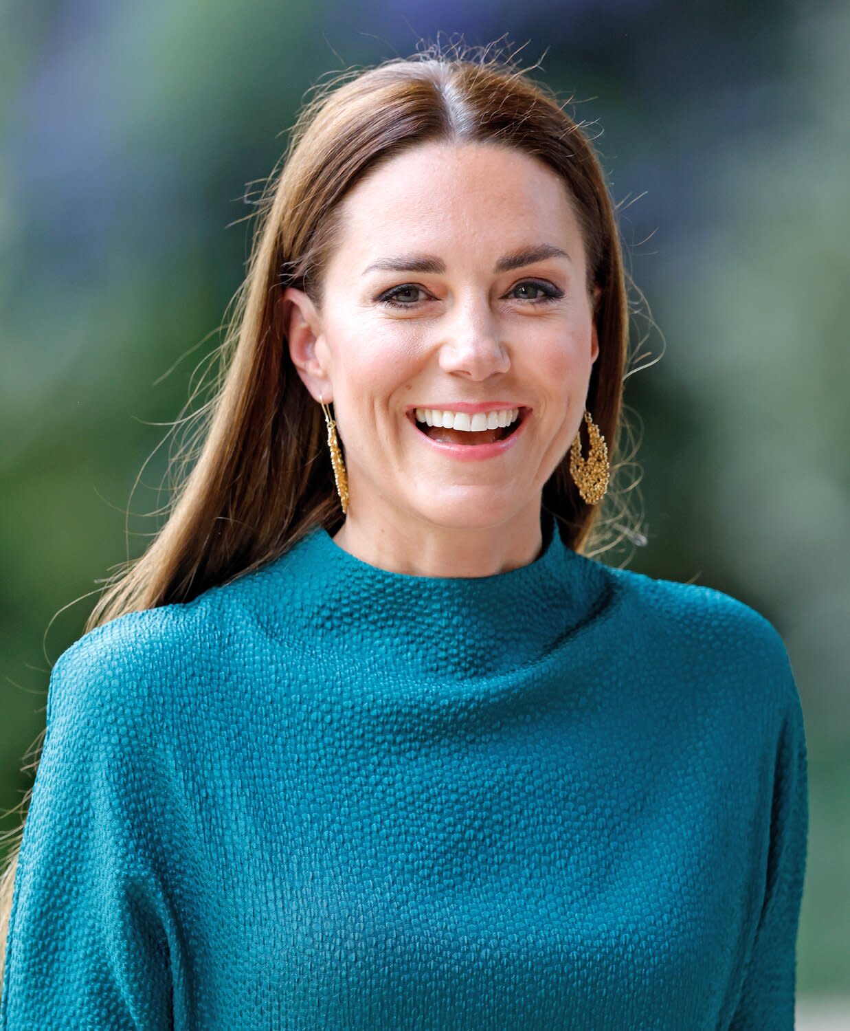 Catherine, Duchess of Cambridge arrives to present The Queen Elizabeth II Award for British Design at the Design Museum on May 4, 2022 in London, England. The Duchess of Cambridge will present The Queen Elizabeth II Award to an emerging British designer at the event hosted by the British Fashion Council. The award provides continued recognition of the cultural and trade role the British fashion and design industry plays.