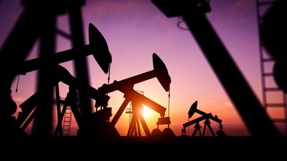 <em>Analysts adjust their price targets for Diamondback Energy, a major Permian basin crude oil producer.</em><p>Shutterstock</p>