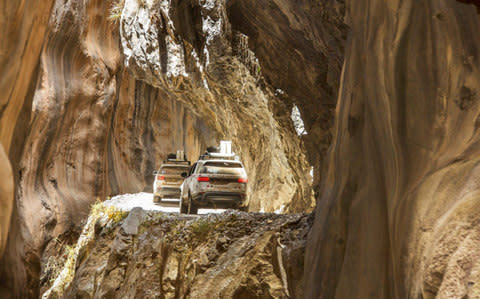 Land Rover tour in Peru - Credit: Craig Pusey