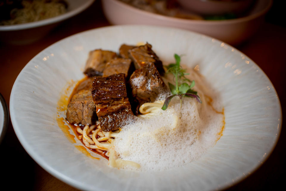 French Red Wine Wagyu Brisket with Truffle Foam (PHOTO: Zat Astha/Yahoo Lifestyle SEA)
