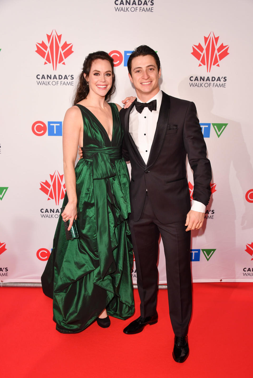 Virtue and Moir. Image via Getty Images.