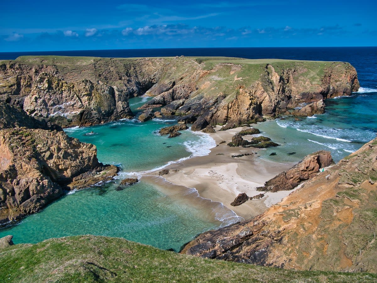 The rugged coastline of Uyea Island in Northmavine (Getty Images/iStockphoto)