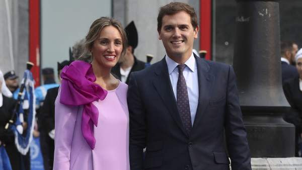 Beatriz Tajuelo, la última novia oficial de Rivera (GTres).