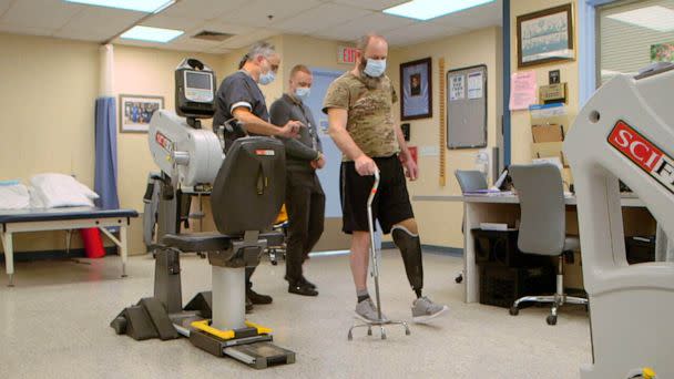 PHOTO: A wounded Ukrainian soldier learns to walk with a prosthetic leg at Staten Island University Hospital in New York. (ABC News)