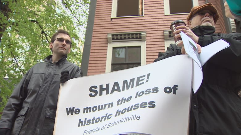 Schmidtville group holds vigil at Brenton Street demolition site