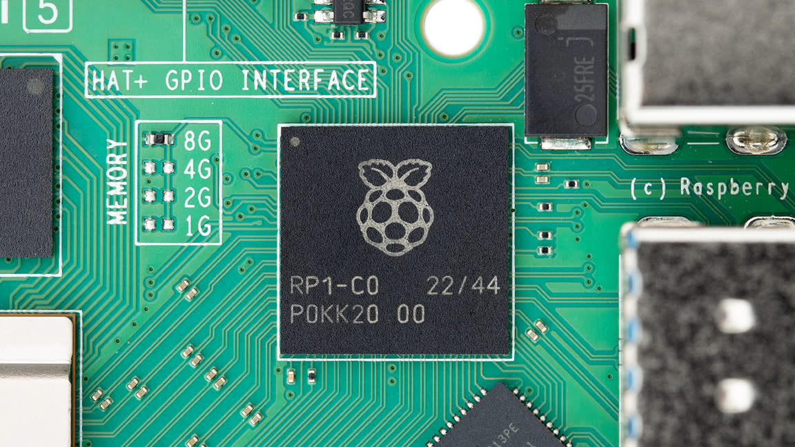  Raspberry Pi. 