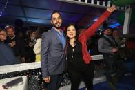 <p>While Alex Guarnaschelli and Michael Castellon didn't <em>technically </em>meet on <em>Chopped</em>, they met at Michael's restaurant in 2016, and he happens to be a <em>Chopped </em>winner. He and Alex, a regular <em>Chopped </em>judge, hit it off immediately and in 2020 they <a href="https://people.com/food/alex-guarnaschelli-engaged/#:~:text=Guarnaschelli%20and%20Castellon%2C%20a%20fellow,good%2C'%20%22%20she%20recalls." rel="nofollow noopener" target="_blank" data-ylk="slk:announced that they were engaged;elm:context_link;itc:0;sec:content-canvas" class="link ">announced that they were engaged</a><em>. </em></p>