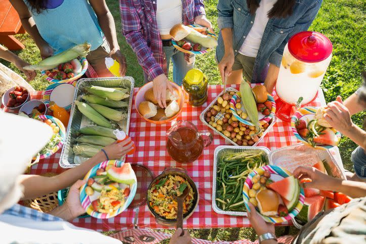 summer activities host a potluck