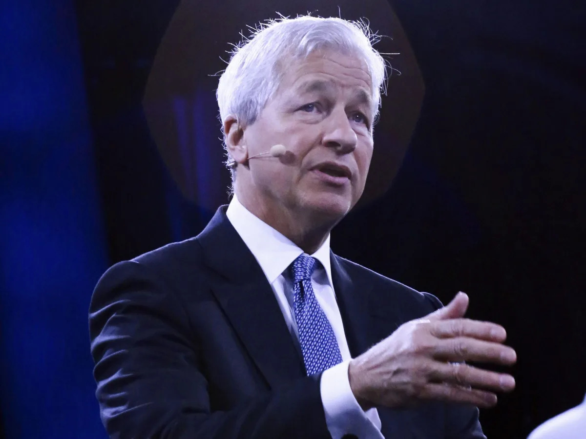 JPMorgan employees describe growing 'paranoia' as the company tracks their offic..