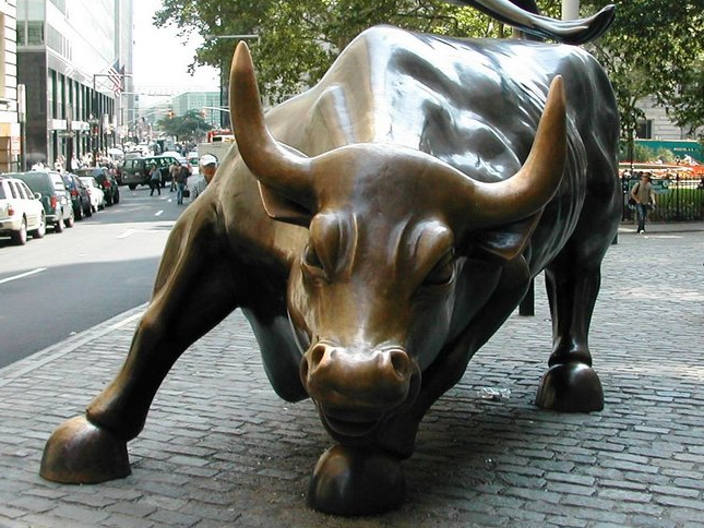 Wall Street bull