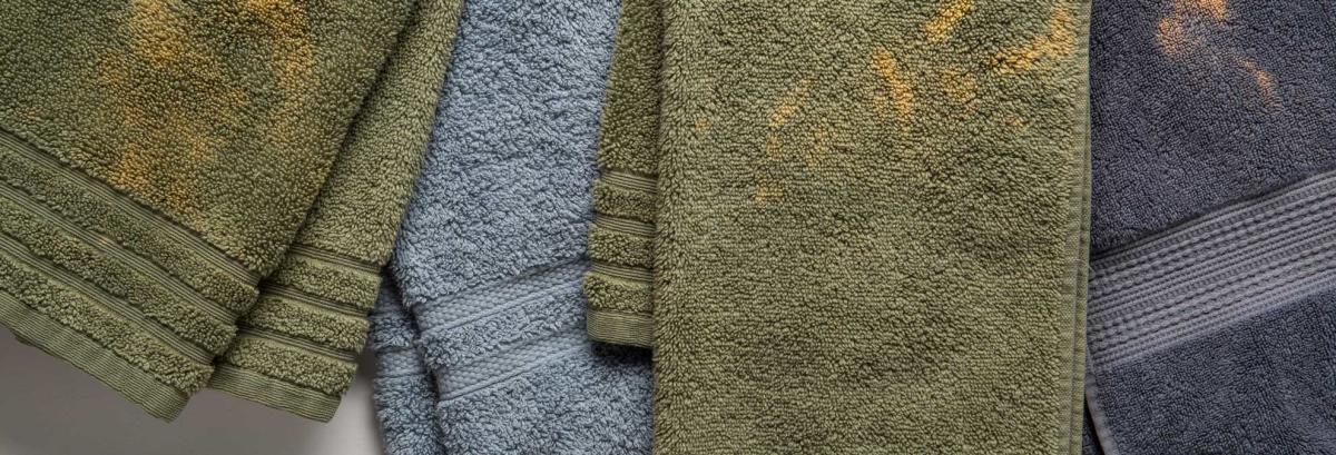 Towels That Resist Bleaching From Benzoyl Peroxide