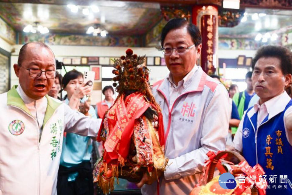 「巡迴媽」（又稱過頭媽）為竹林山寺的「二媽」。