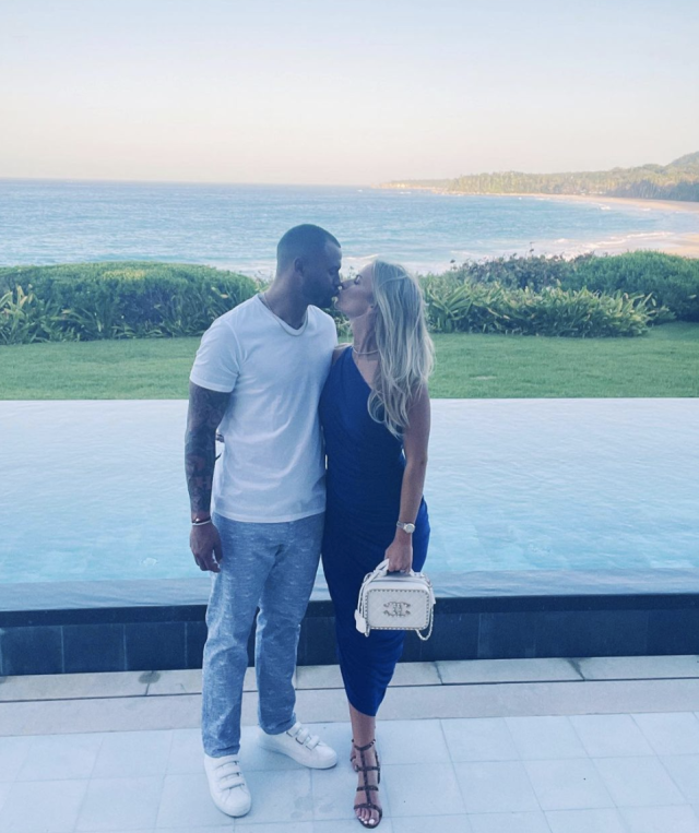 Dak Prescott's girlfriend celebrates 25th birthday on yacht