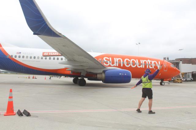 Sun Country Airlines, World Airline News