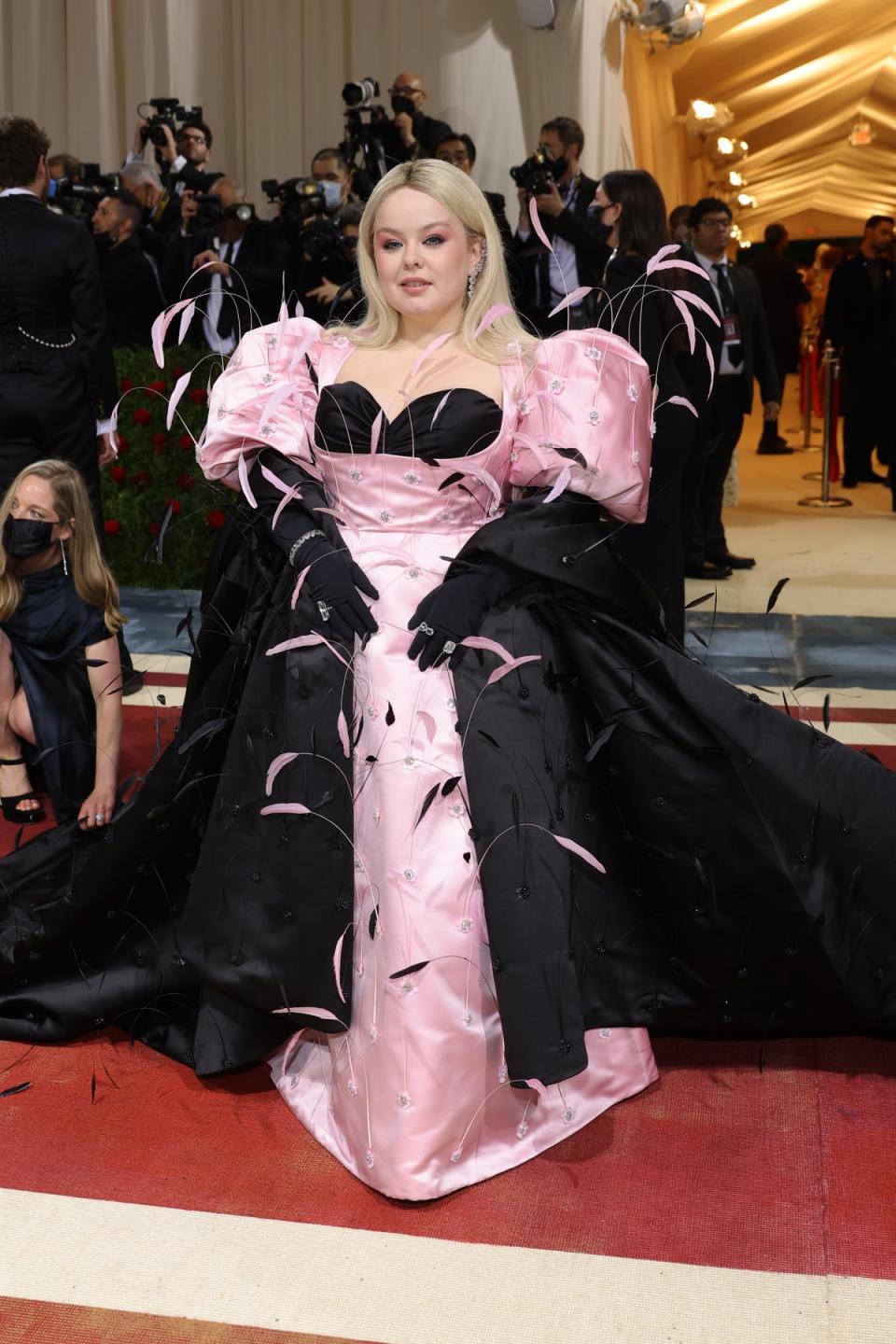 Nicola Coughlan wearing Richard Quinn at the 2022 Met Gala (Getty Images)