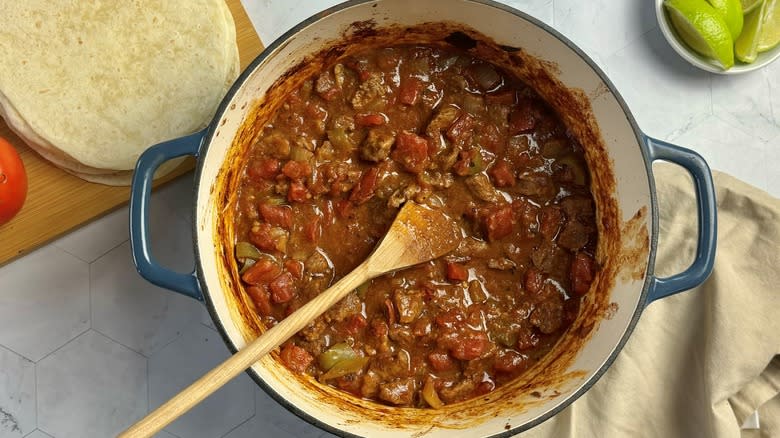 beef stew with tomatoes 