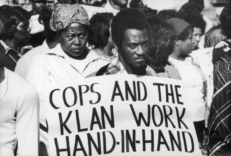 <p>Black-American People Against The Klu Klux Klan In 1979. (Photo: Keystone-France/Gamma-Keystone via Getty Images) </p>